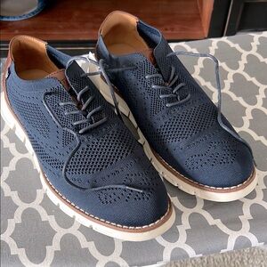 Nautica Men’s Knit Dress Oxford dress shoes. Size 10. Lightweight, breathable